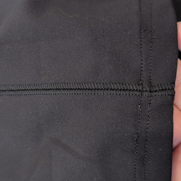 Lululemon Nulu Slim-Fit High-Rise Skirt Black - Picture 9 of 9